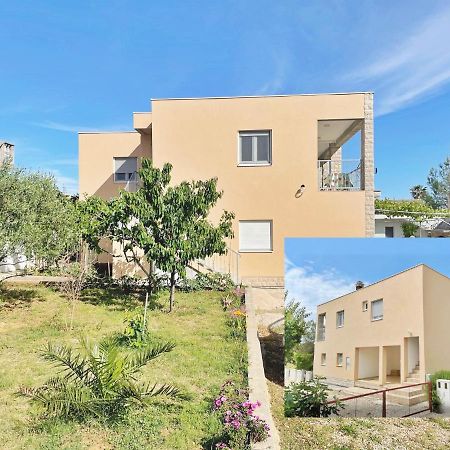 Apartmani Solis Vir Exterior photo